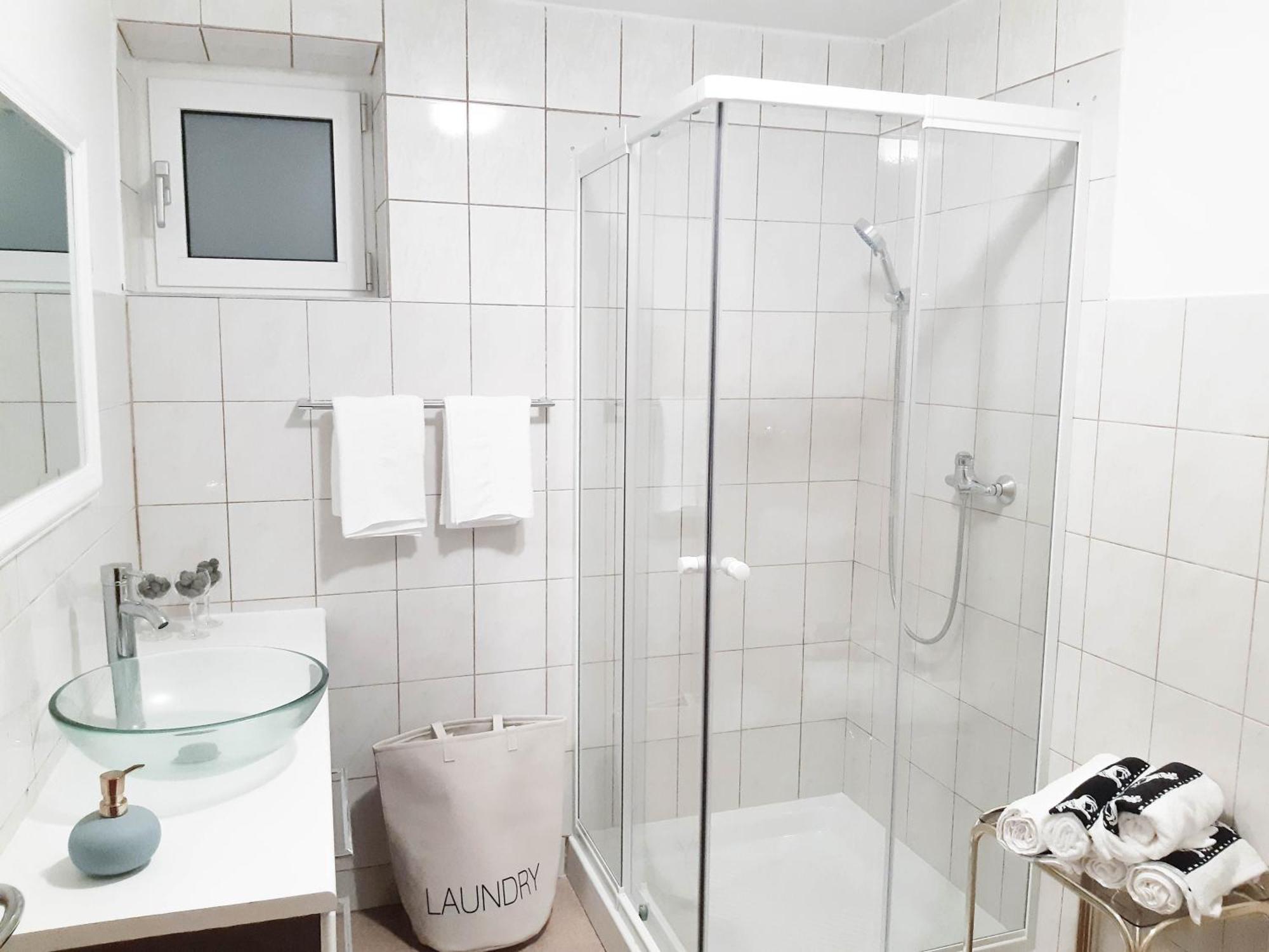 Villa Hillside Apartment Есенице Экстерьер фото