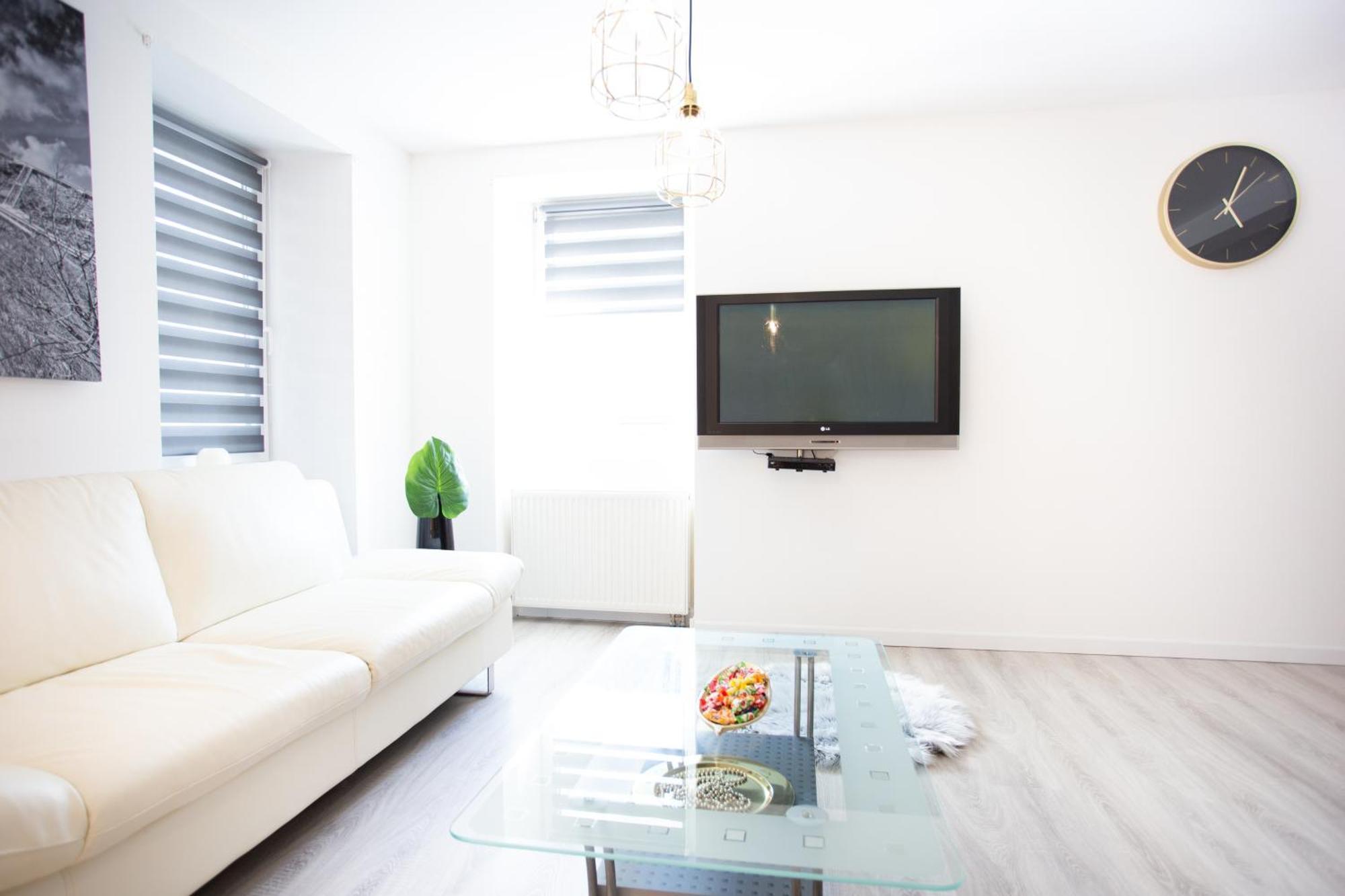 Villa Hillside Apartment Есенице Экстерьер фото